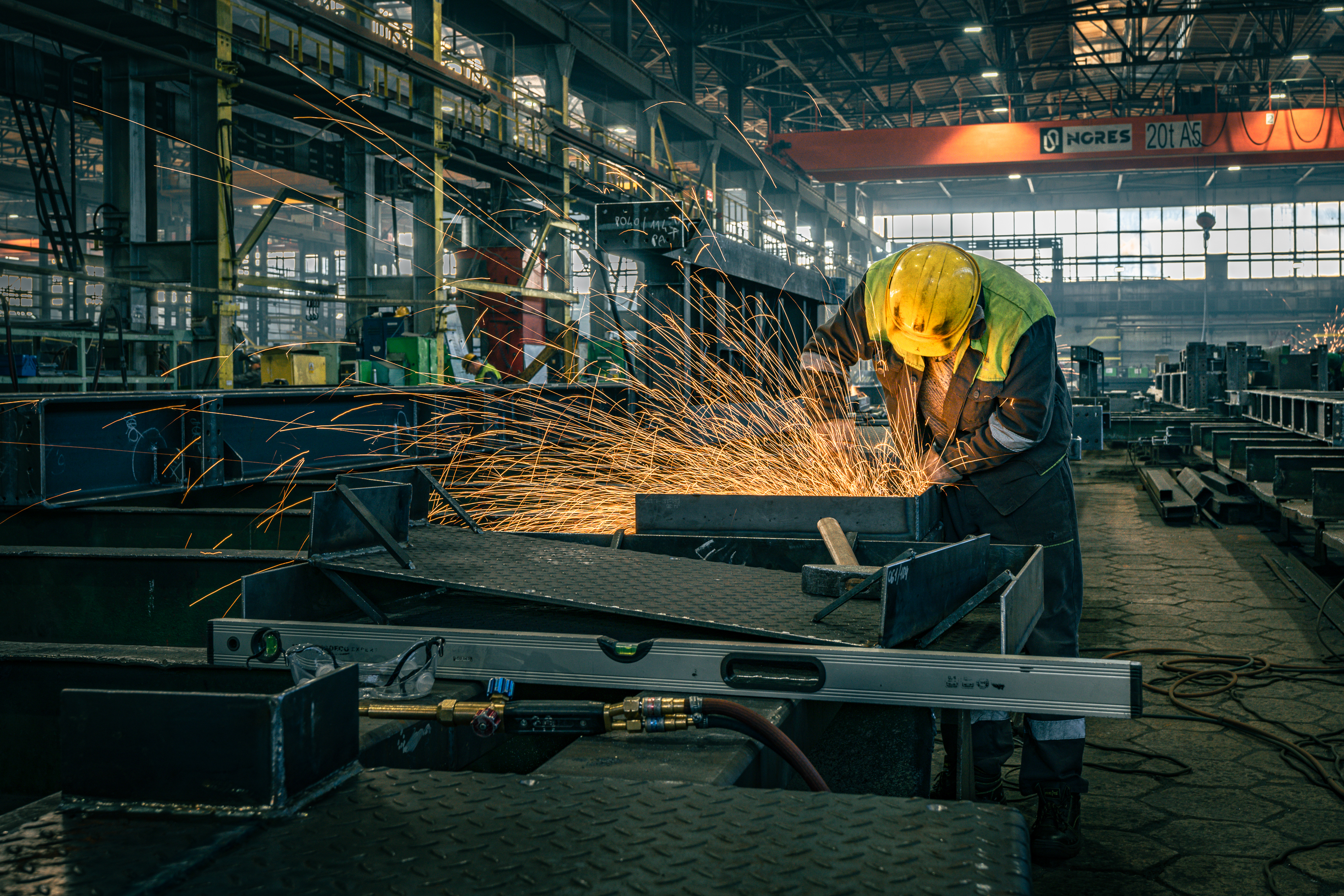 Mostostal Kraków, WKS, fotografia przemysłowa, zdjęcia dla firm, fotografia biznesowa, zdjęcia z budowy, fotografia reklamowa, zdjęcia reklamowe, construction worker, construction photographer, industrial photographer